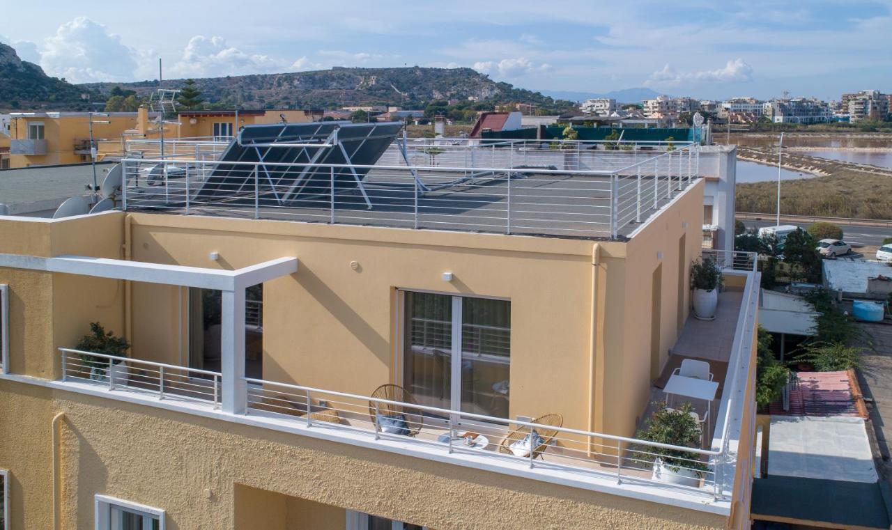 Arveskida Suite Apartment Кальяри Экстерьер фото