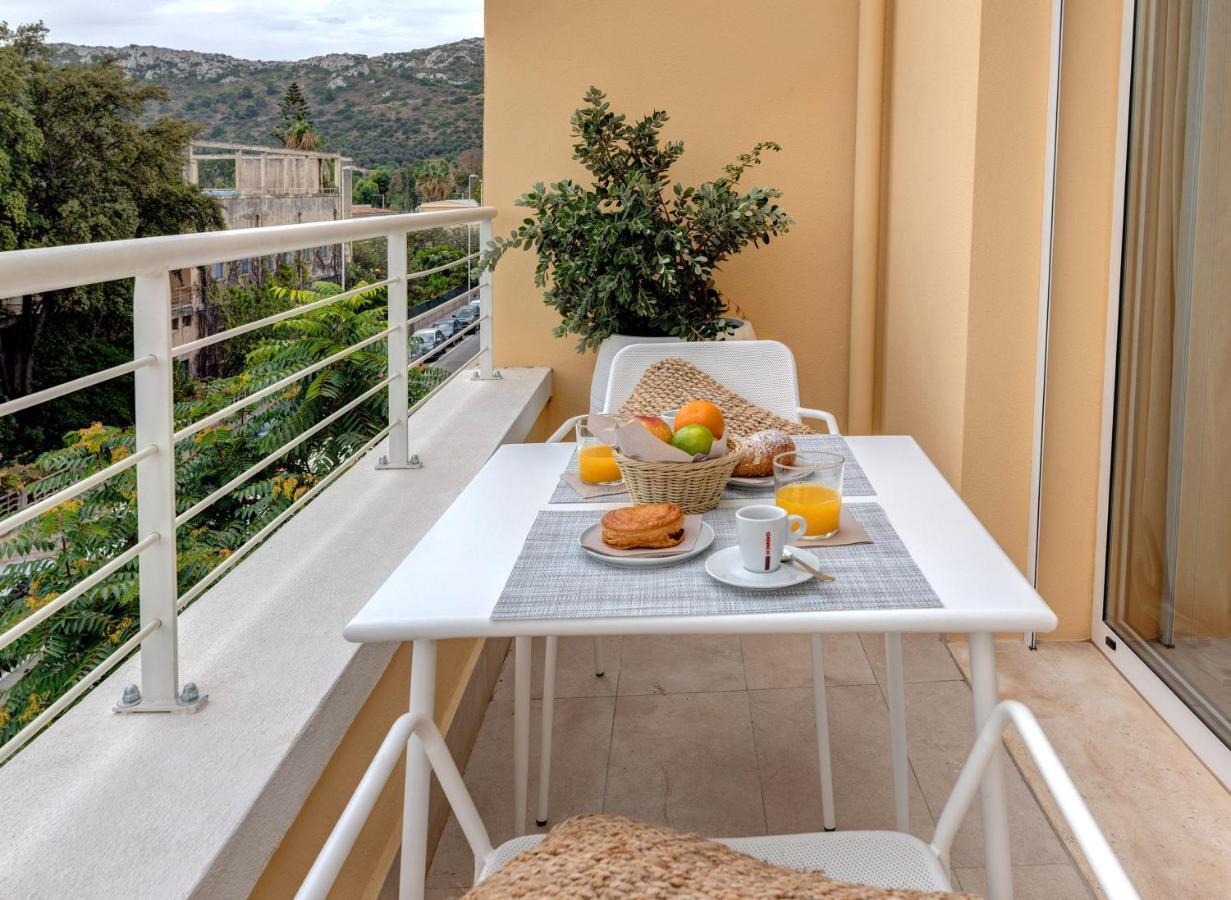Arveskida Suite Apartment Кальяри Экстерьер фото