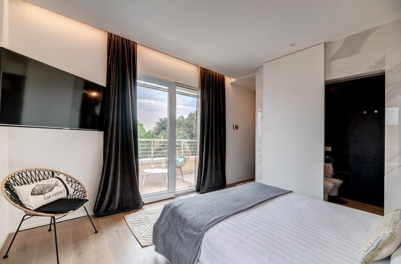 Arveskida Suite Apartment Кальяри Экстерьер фото