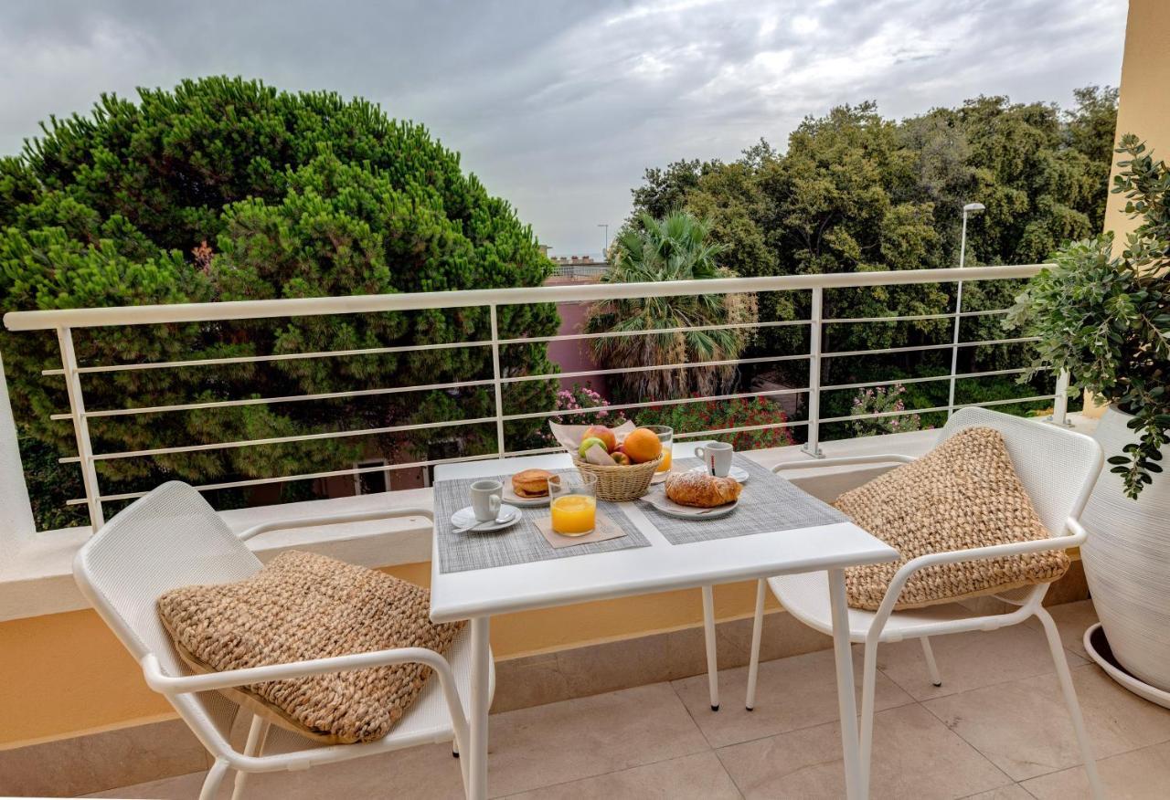 Arveskida Suite Apartment Кальяри Экстерьер фото
