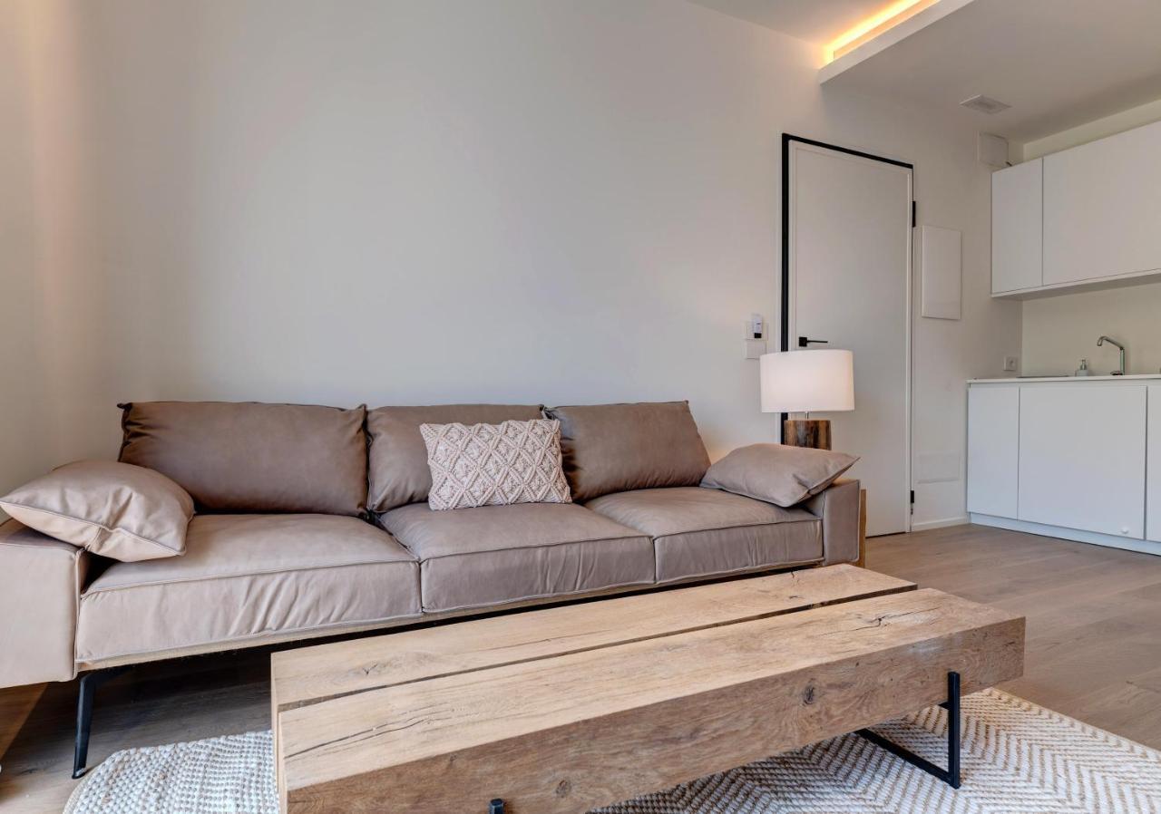 Arveskida Suite Apartment Кальяри Экстерьер фото