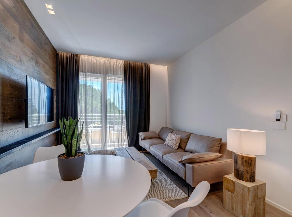 Arveskida Suite Apartment Кальяри Экстерьер фото
