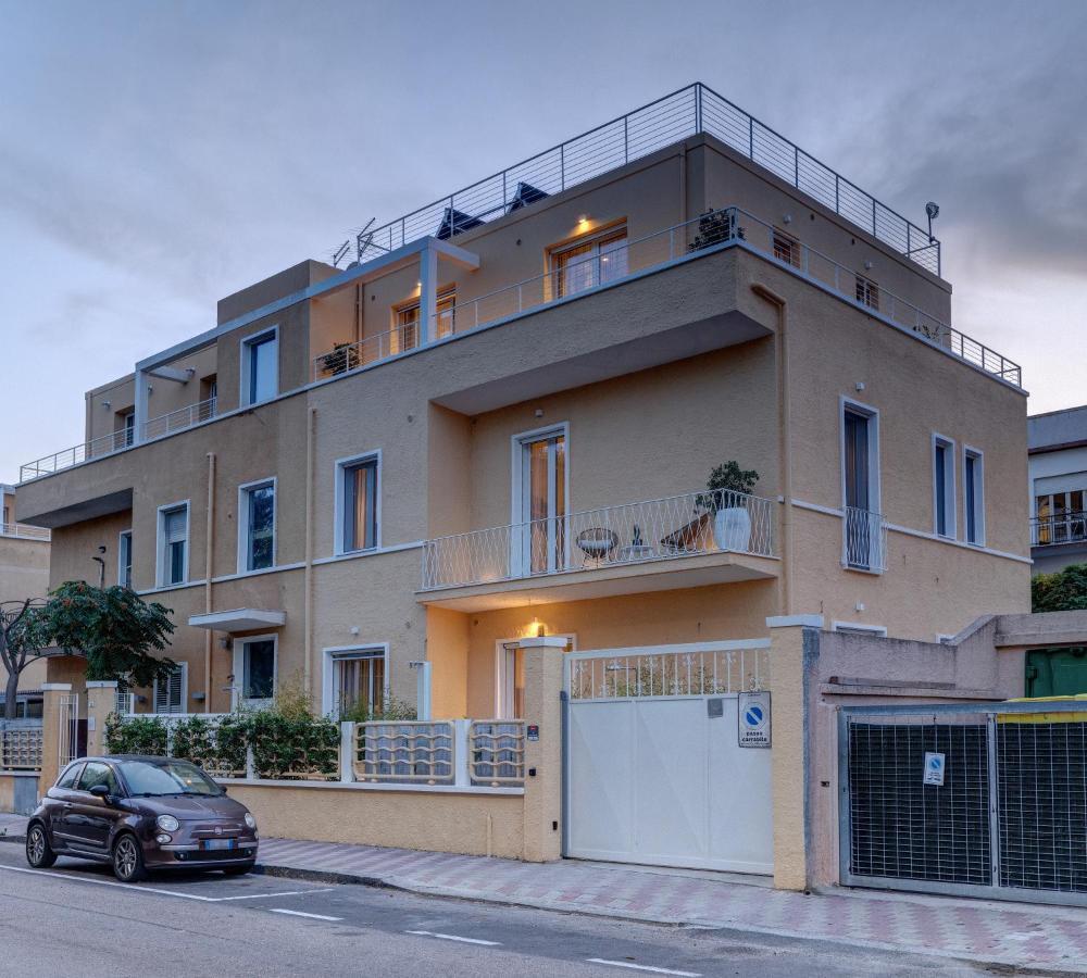 Arveskida Suite Apartment Кальяри Экстерьер фото